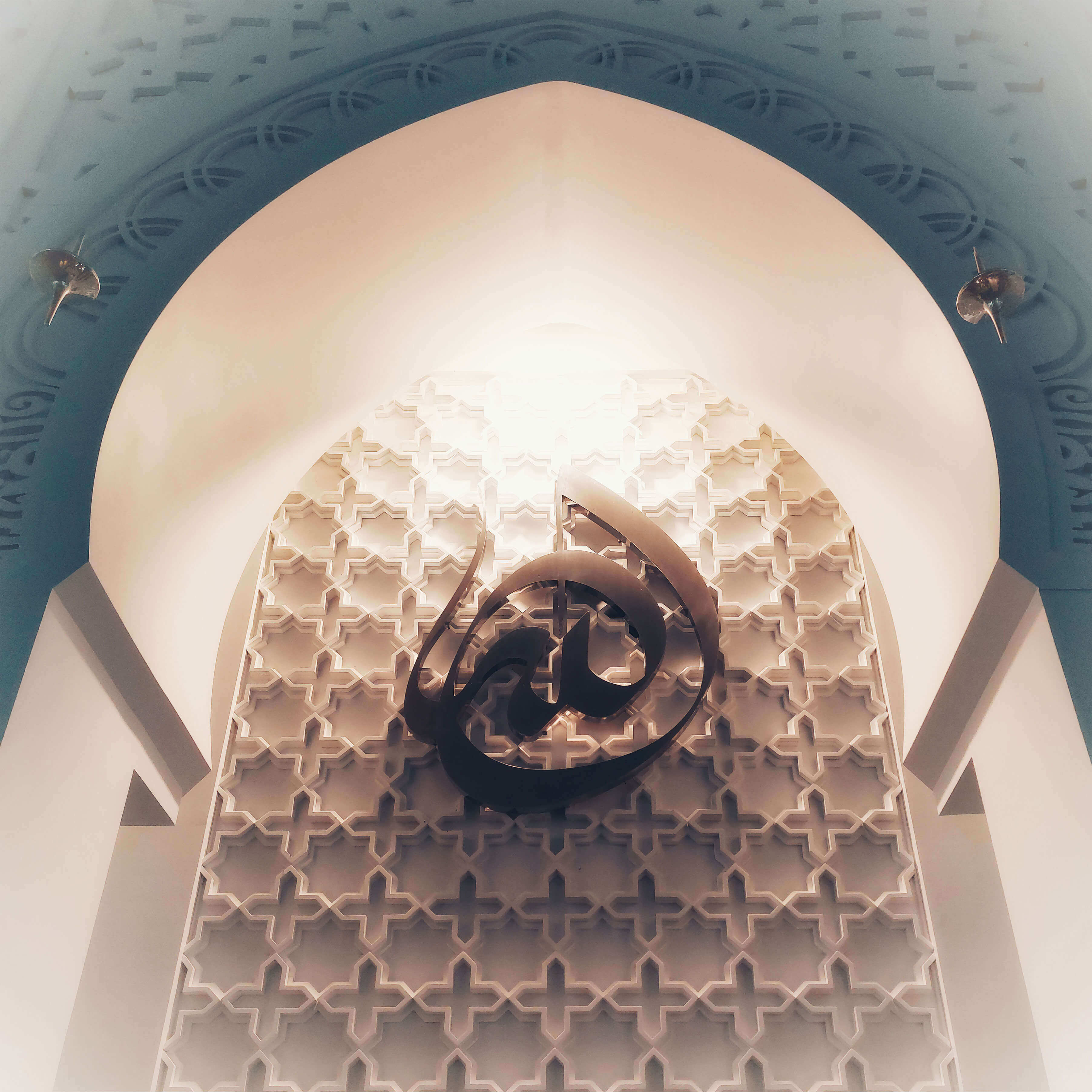 G42